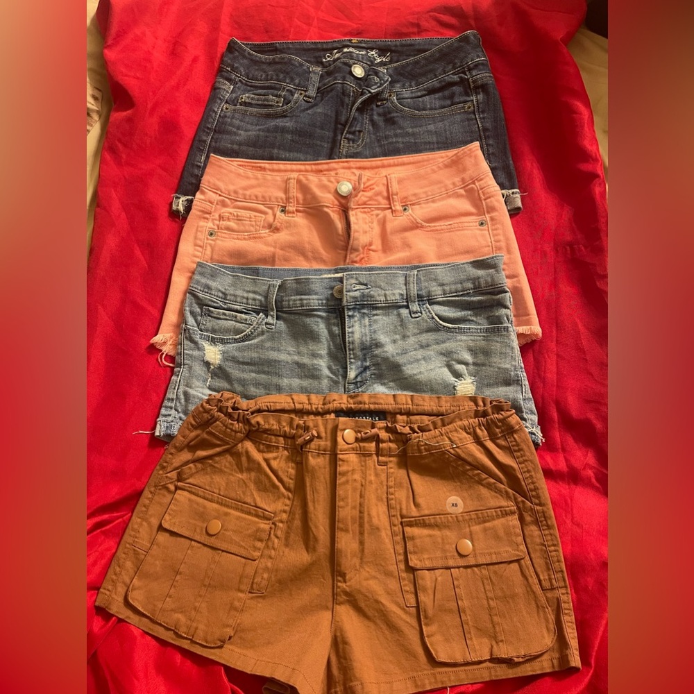 Bundle of shorts. Size xs/s (4-6)